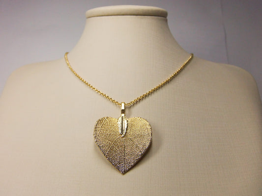 COLAR FOLHA CORAÇÃO